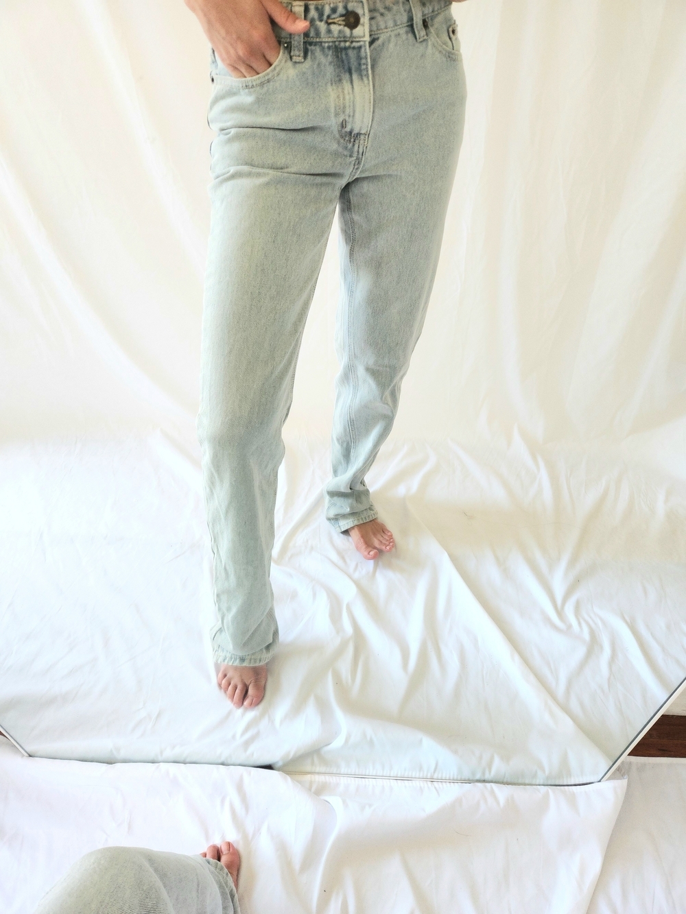 Meshki Women's Straight Leg Jeans in Light Blue
